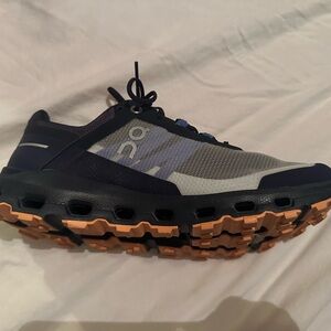 On CLOUDVISTA Women’s Athletic Shoe - Midnight/Copper